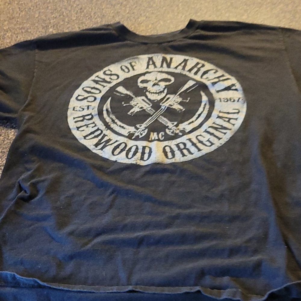 Rare Sons of Anarchy  tee Redwood edition